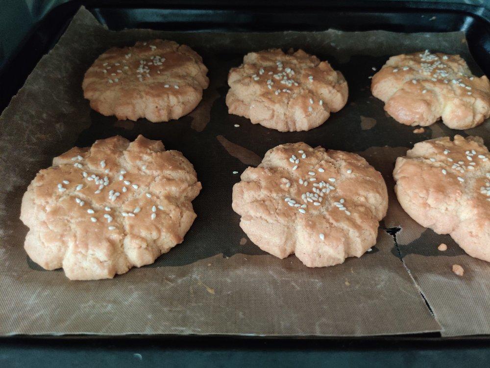 轻轻一按就碎掉的原味桃酥（不输猪油版）