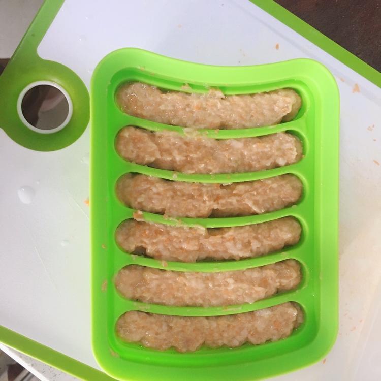 宝宝辅食之鸡肉玉米肠