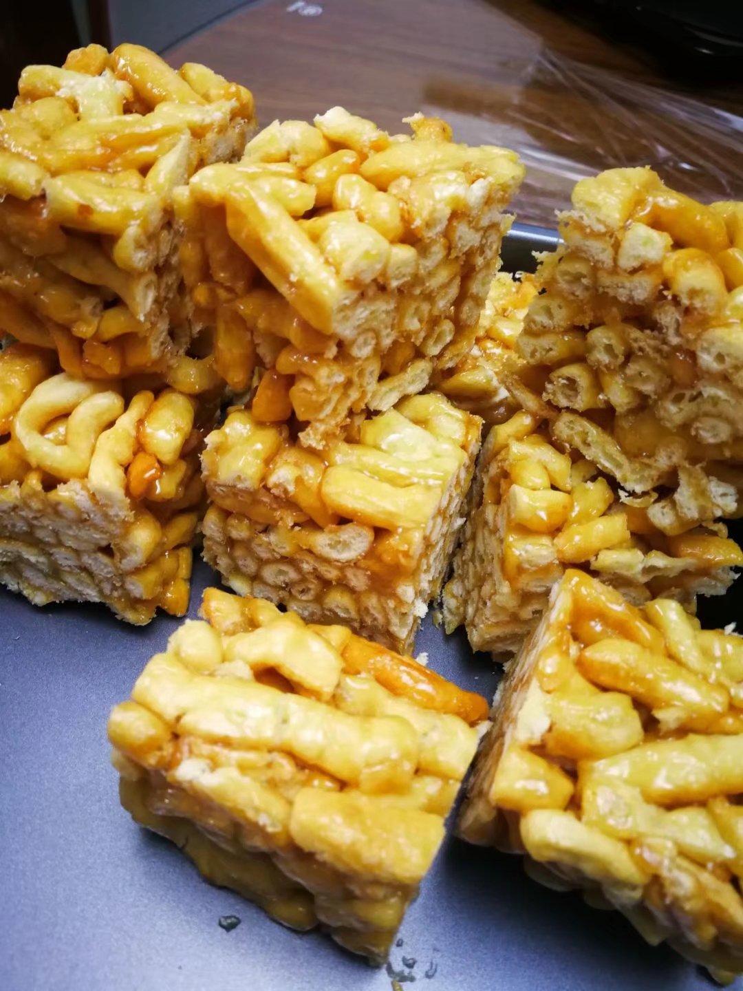 （视频食谱）自制沙琪玛／萨其马