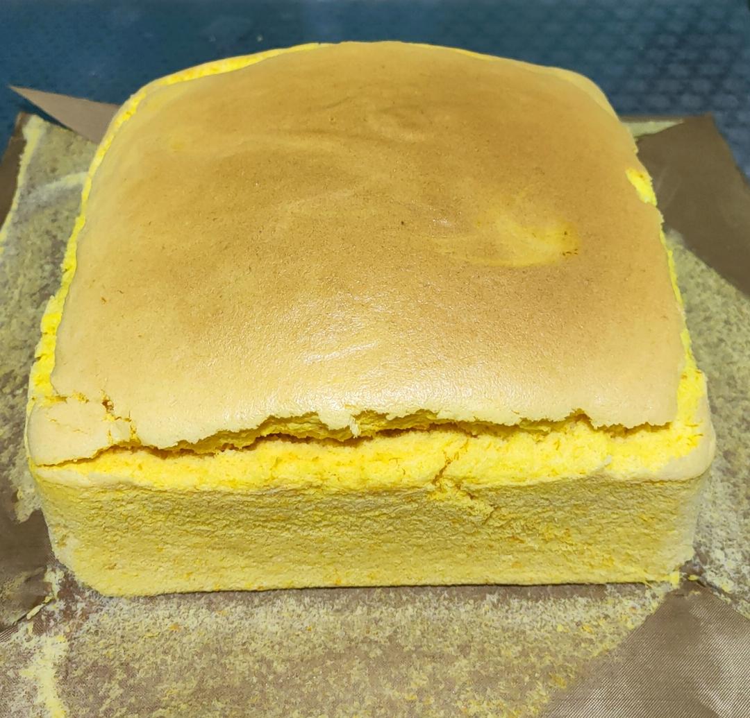 南瓜古早味蛋糕