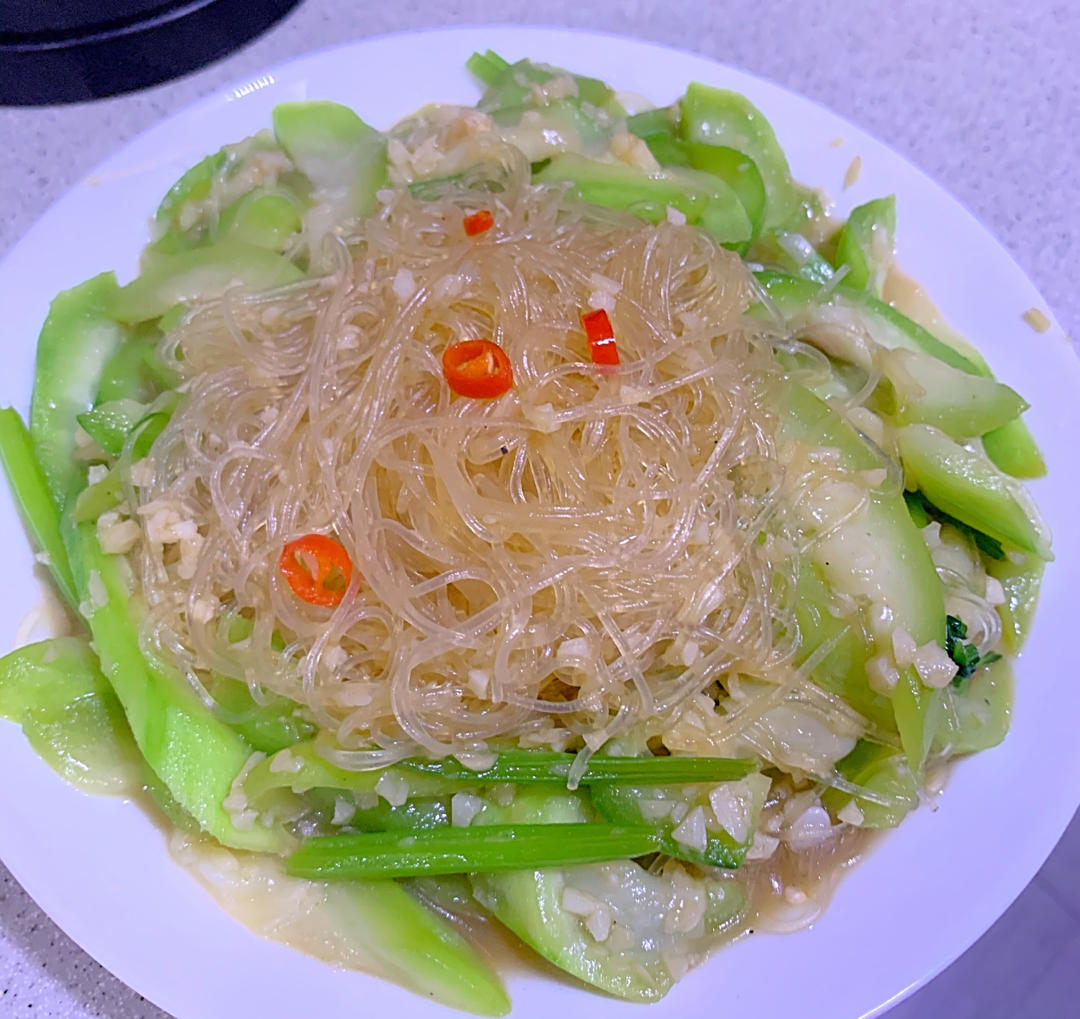 蒜茸粉丝蒸丝瓜