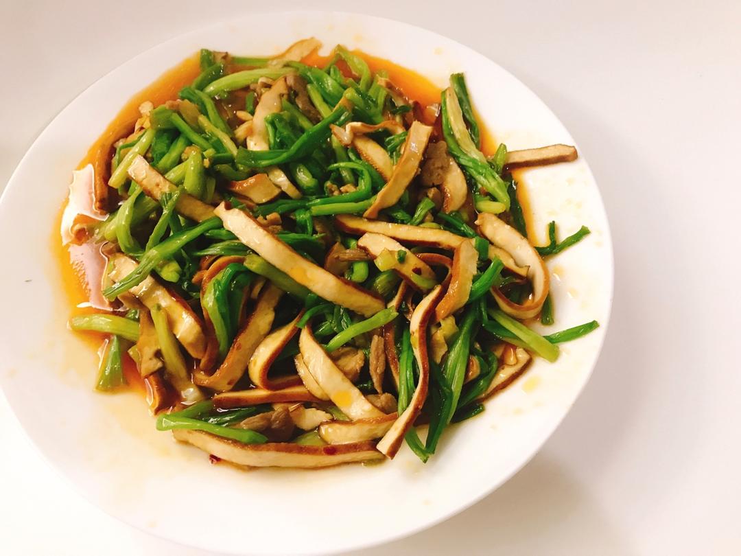水芹菜炒香干