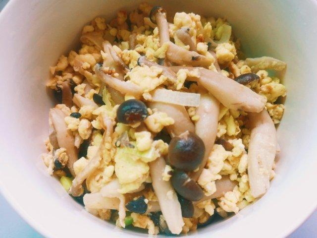 蟹味菇滑蛋