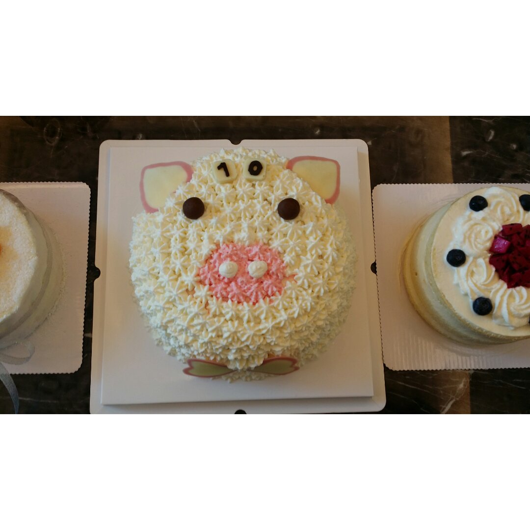 卡通立体小猪蛋糕(彩虹版)