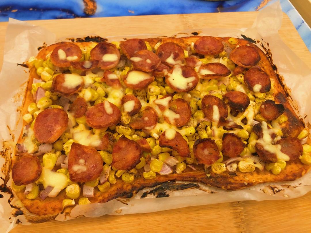 萨拉米薄底披萨 Salami Pizza