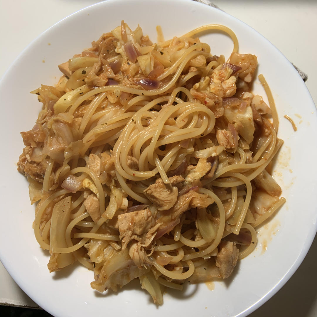 单锅辣白菜芝士海鲜焗意面