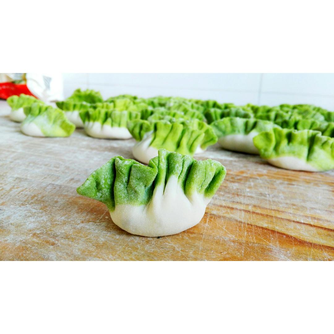 翡翠白玉白菜饺子详细版（附翡翠白玉白菜饺子包法，翡翠白玉饺子皮两种制法，面包机和面，翡翠白玉烧卖，各种馅料搭配）