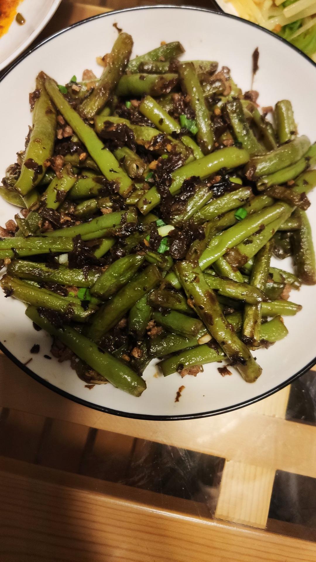 风岸沐瑾做的芽菜干煸四季豆