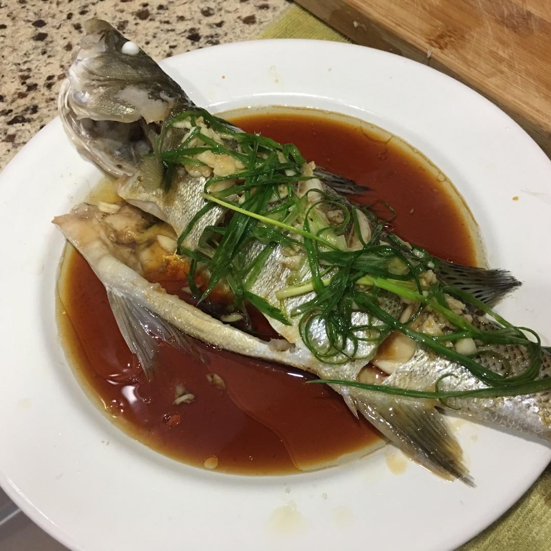 清蒸鲈鱼