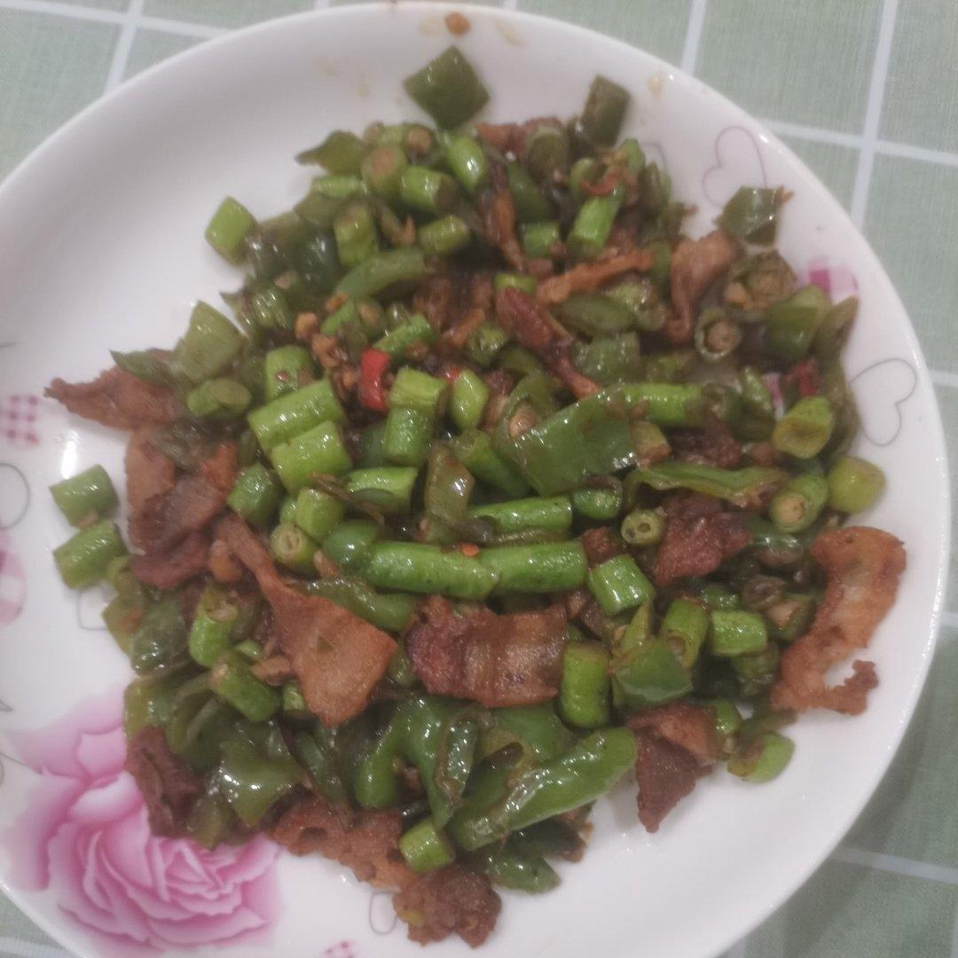 农家小炒肉【记忆中勾魂的油汤】