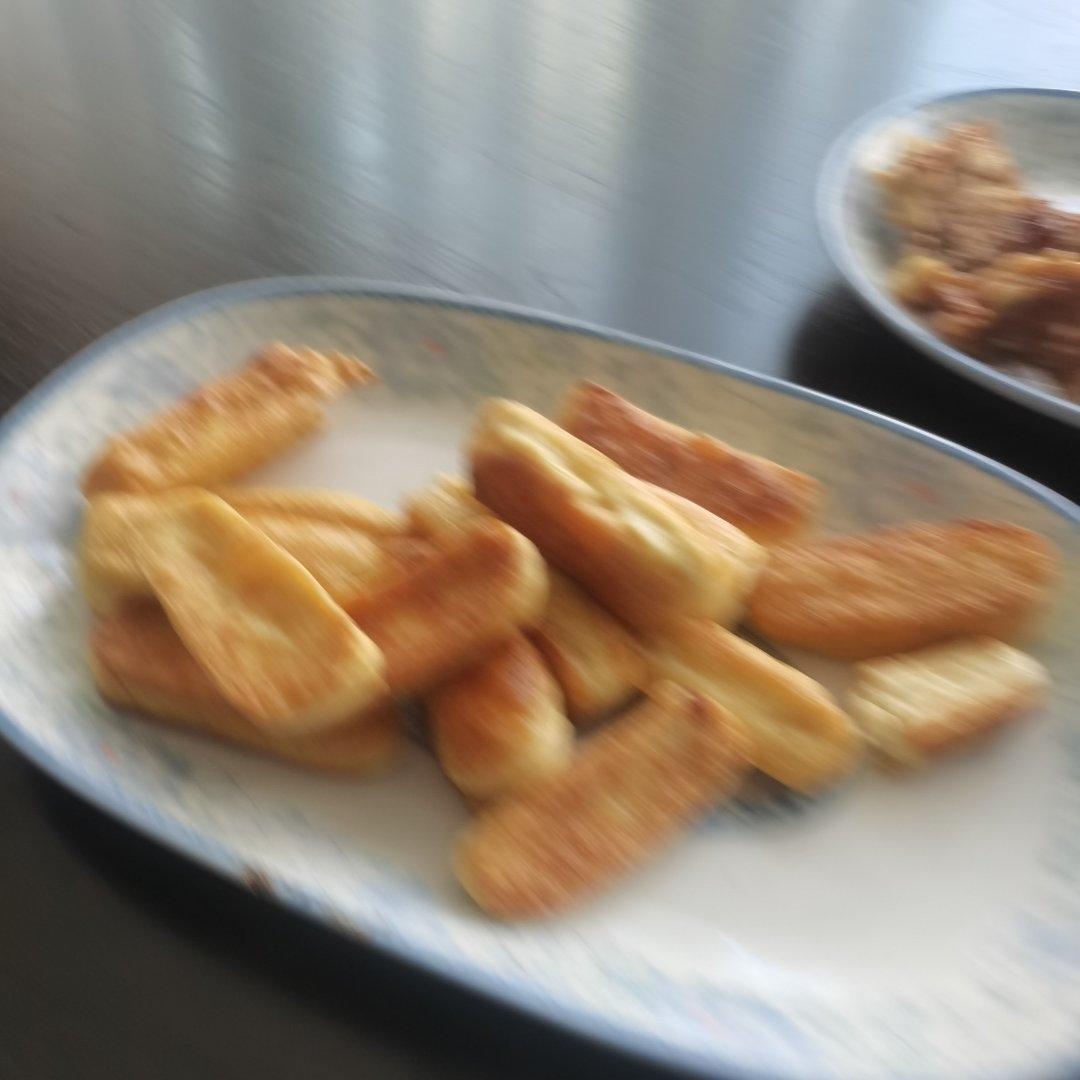 脆皮焖子和炸豆腐
