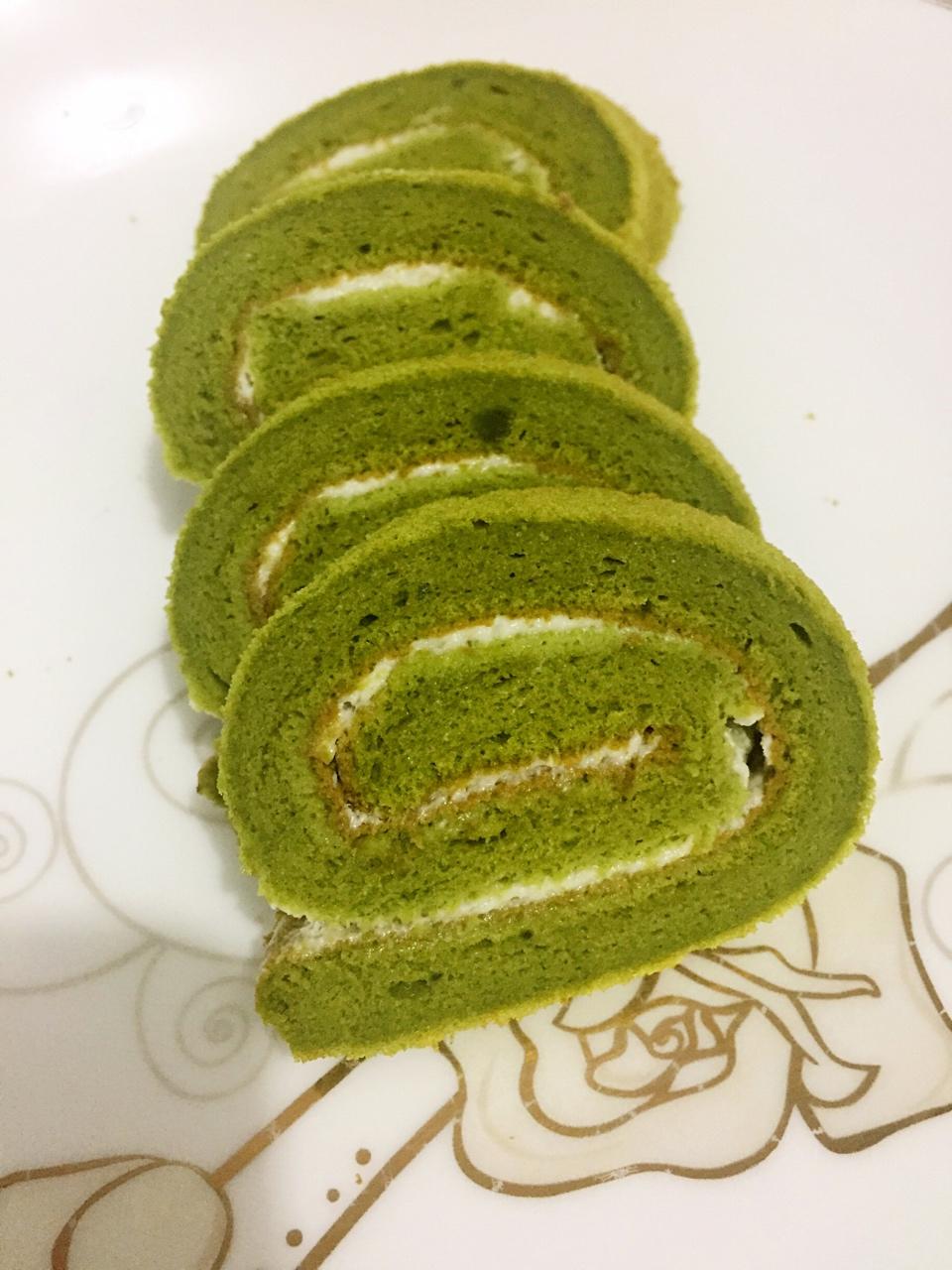 抹茶戚风蛋糕卷
