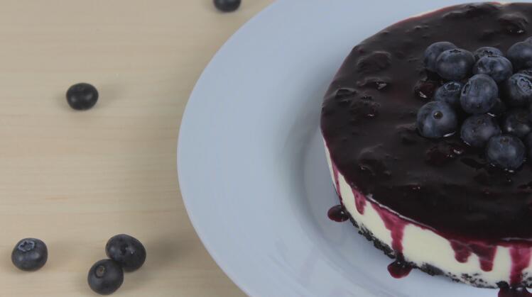6寸蓝莓酸奶冻芝士蛋糕
