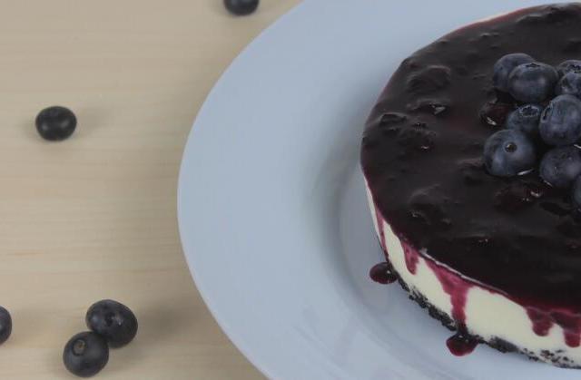 6寸蓝莓酸奶冻芝士蛋糕的做法