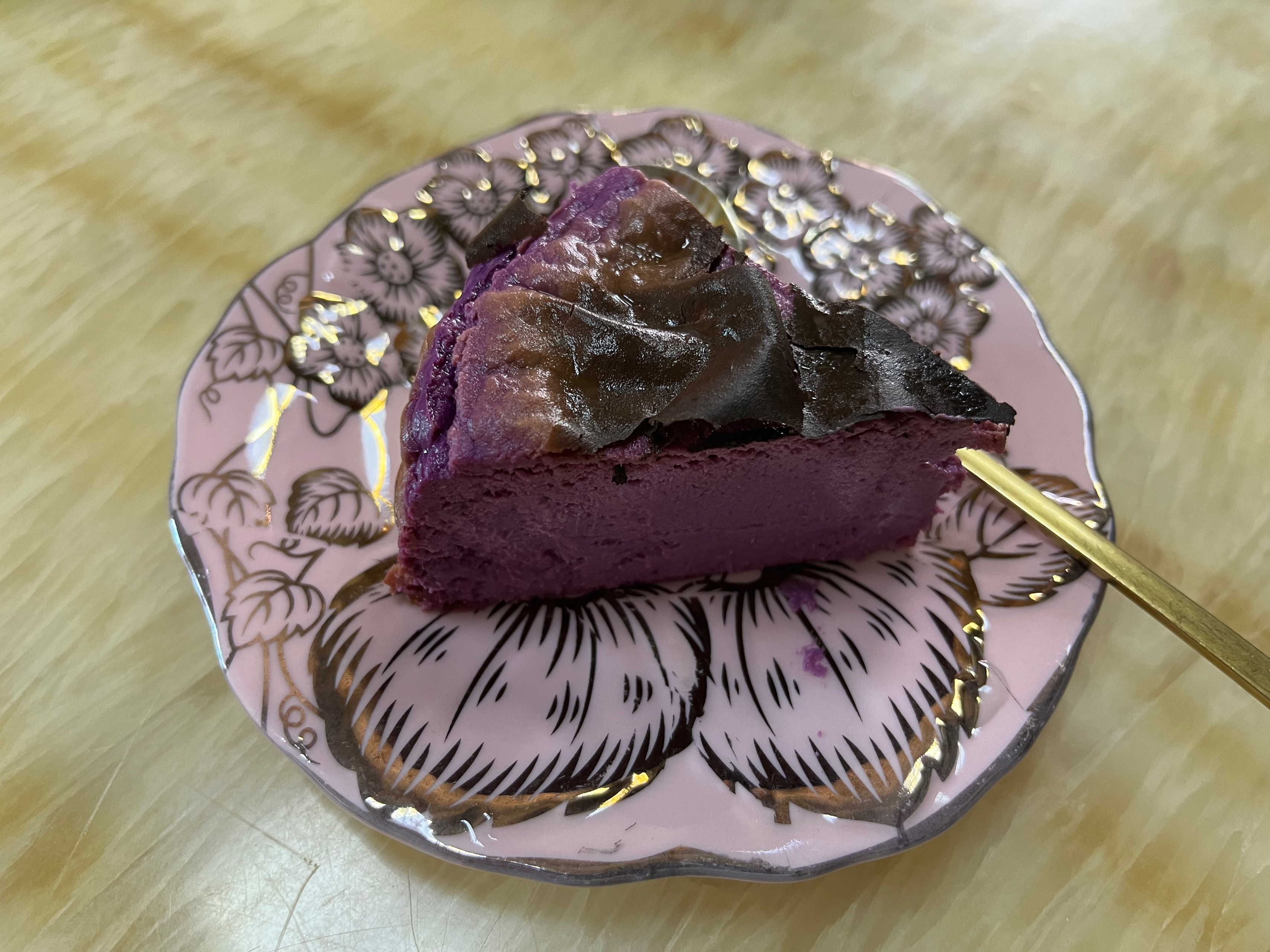 紫薯巴斯克蛋糕