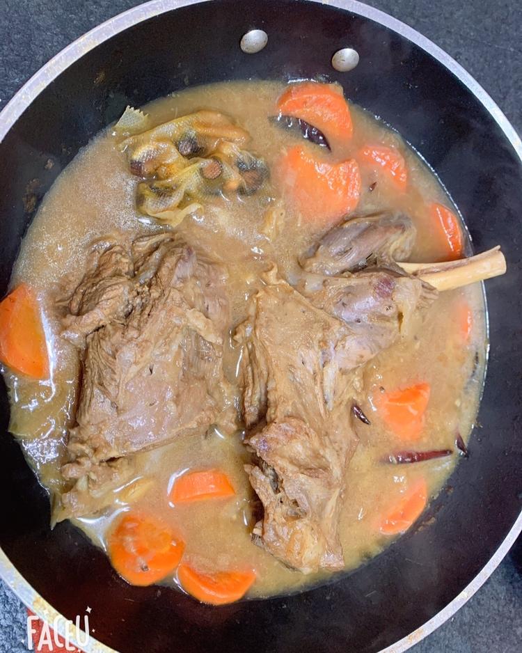 家常烧羊腿