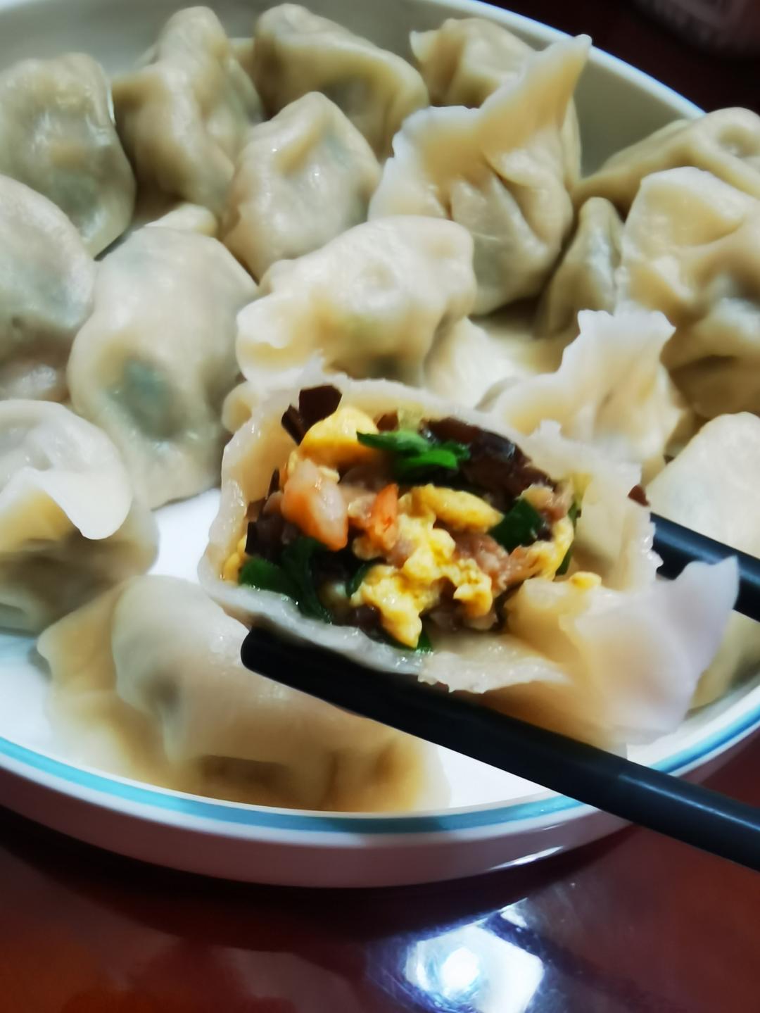 三鲜水饺（三鲜馅饺子）