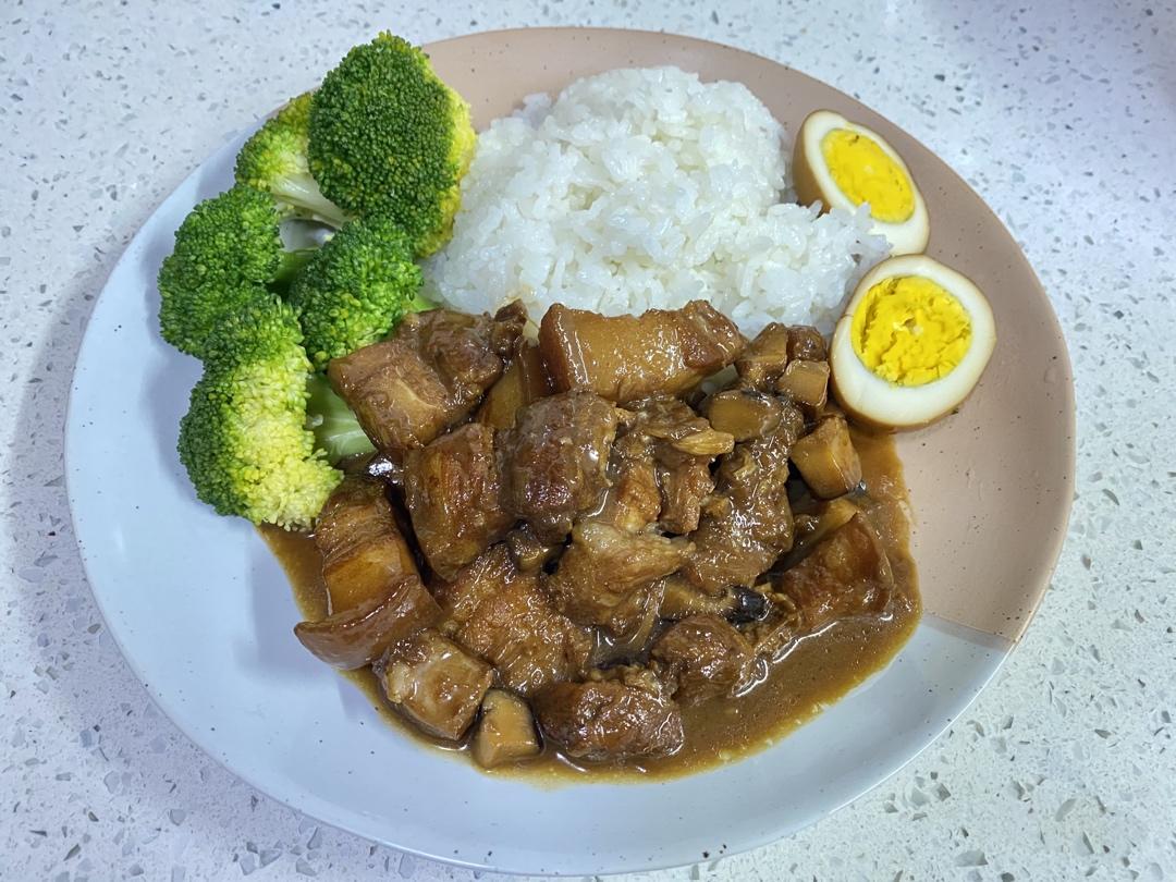 台式卤肉饭~