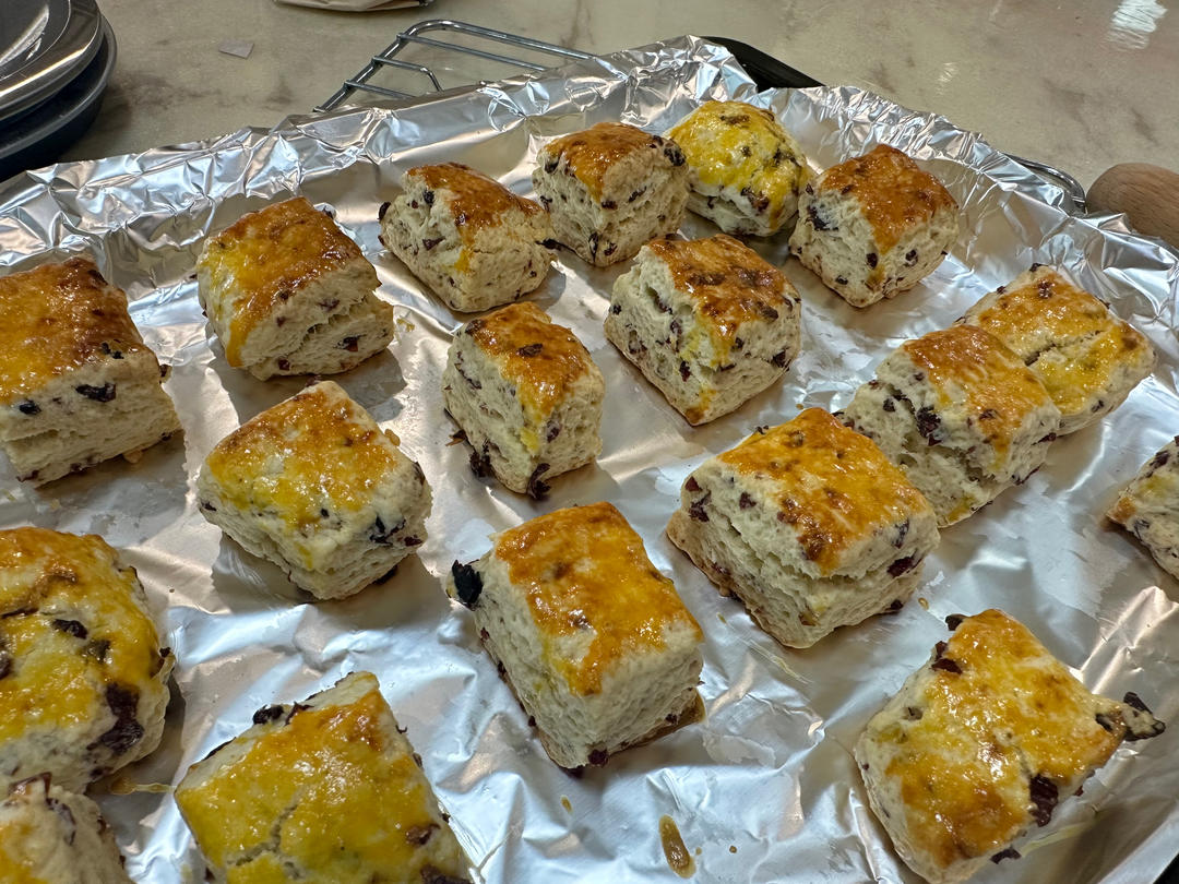 完美裂纹～百分百成功的超好吃奶香司康（禁止搬运）