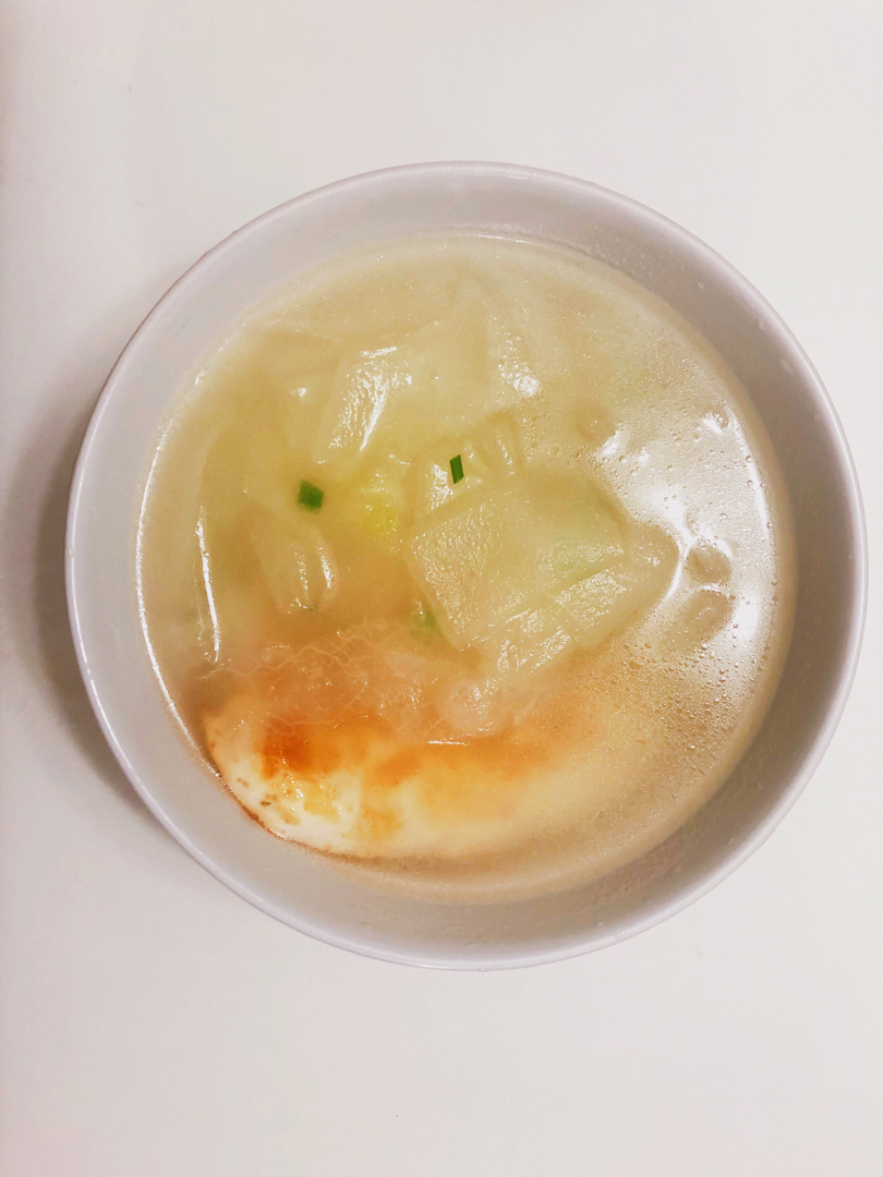 萝卜丝鸡蛋汤，鲜美可口，快手菜
