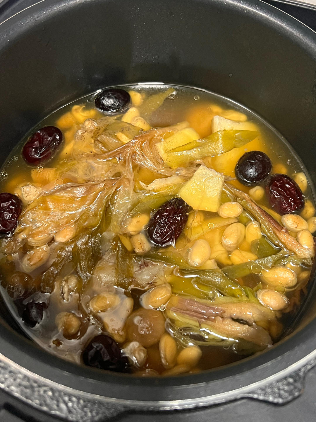 不加一滴水的超简单炖鸭子