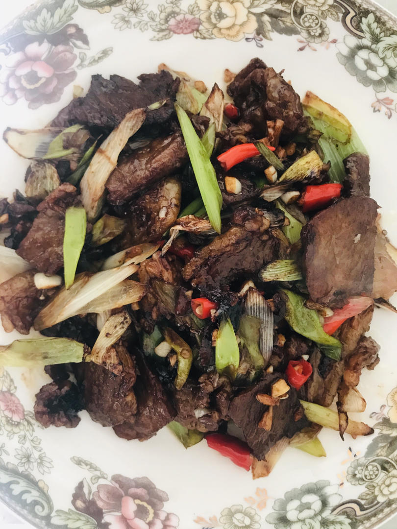 葱爆羊(牛)肉