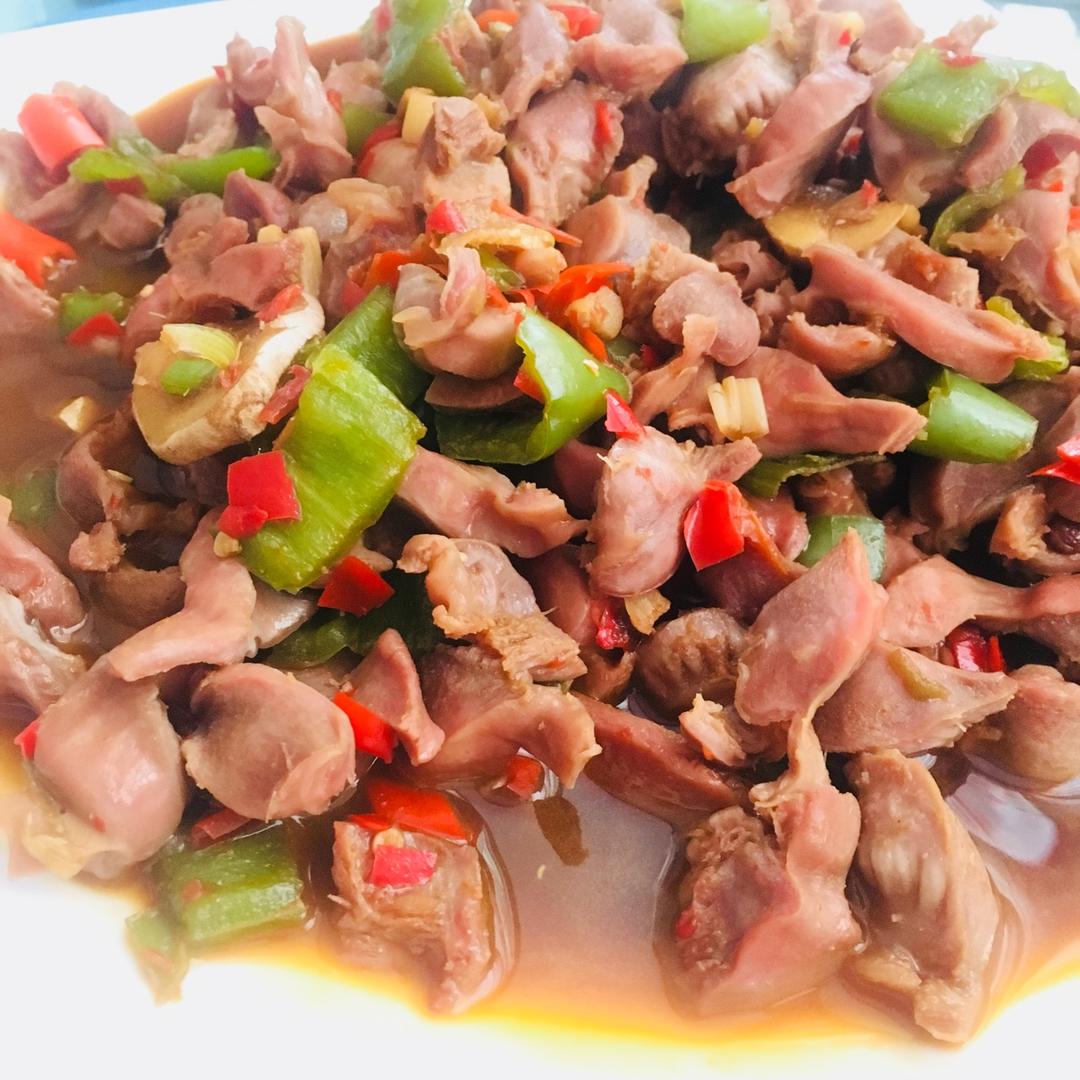 剁椒辣炒鸡胗