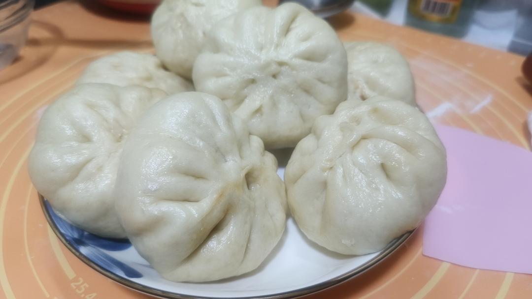 神仙配方肉包子     6个左右