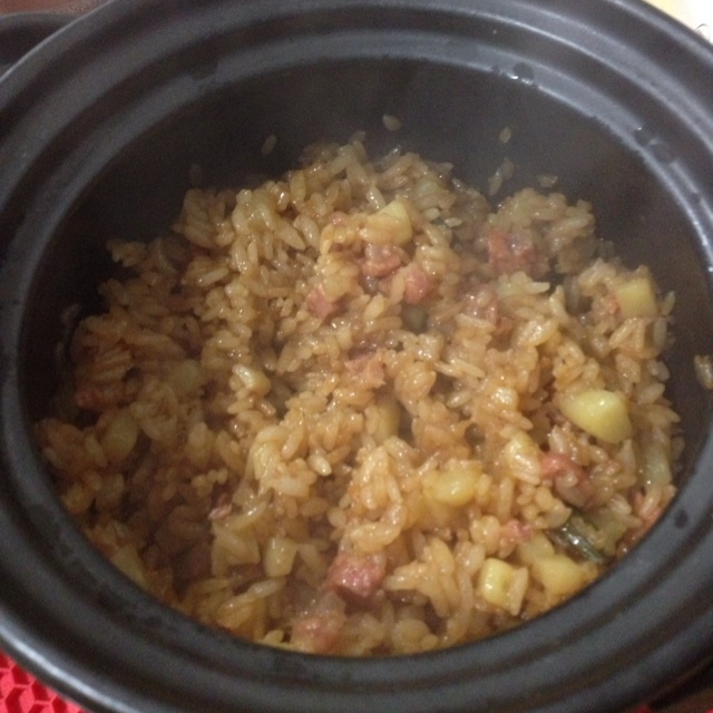 秘制土豆焖饭