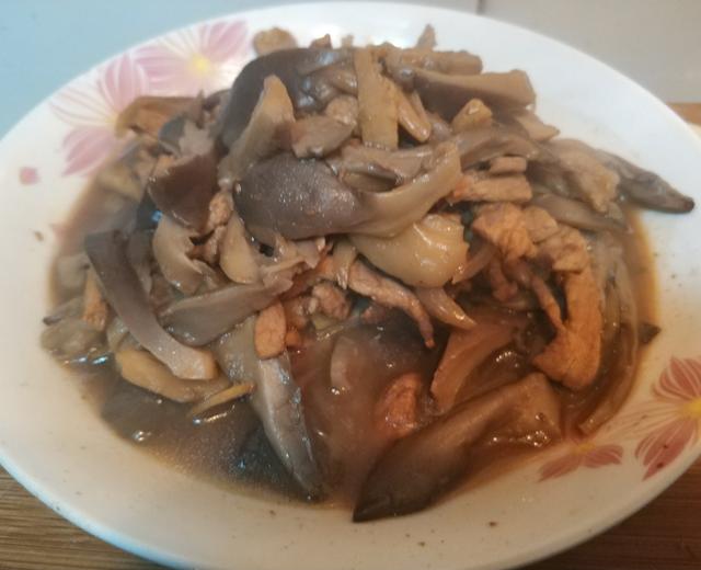 平菇炒肉的做法