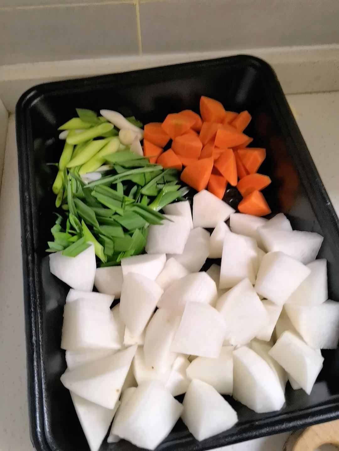 广式萝卜羊肉煲