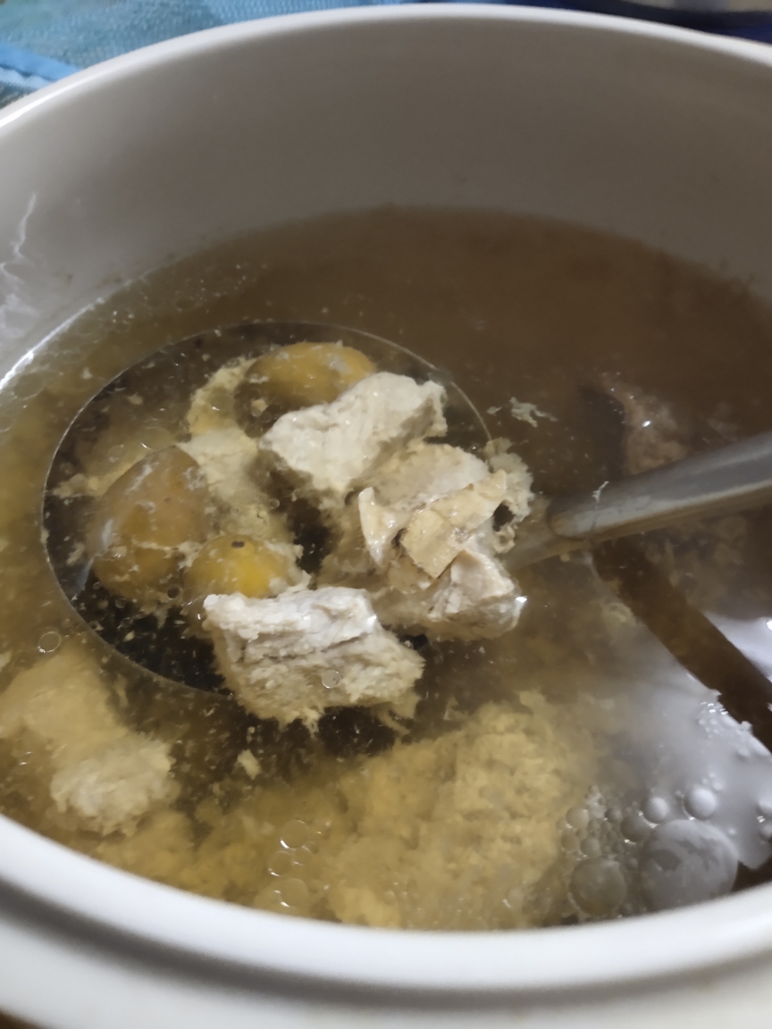 鲜橄榄陈皮炖瘦肉汤的做法 步骤5