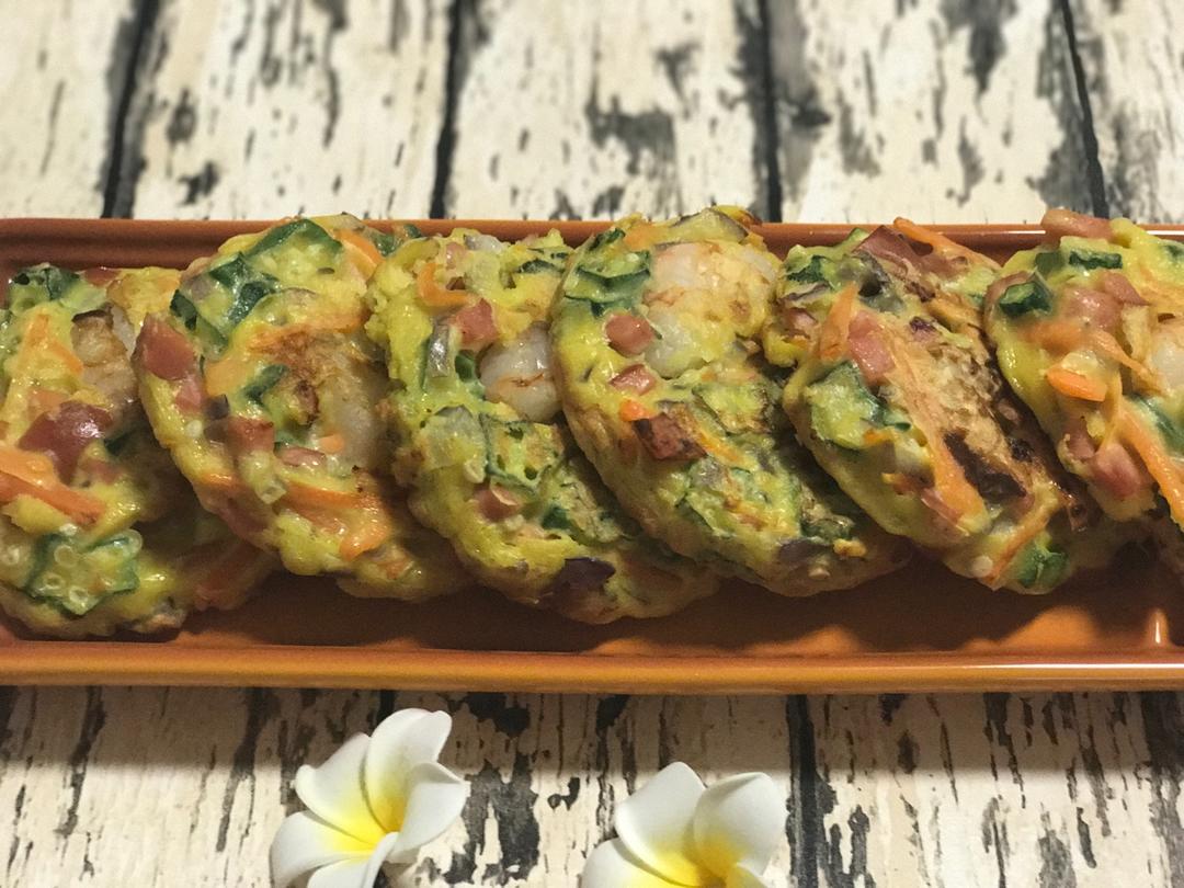 鸡蛋虾仁蔬菜饼