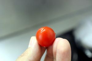高颜值白糖西红柿~的做法 步骤1