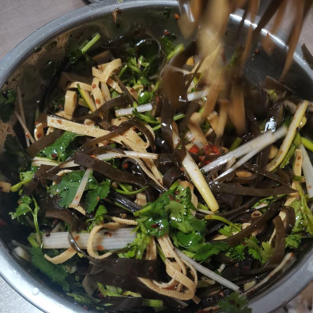 凉拌酸辣海带丝