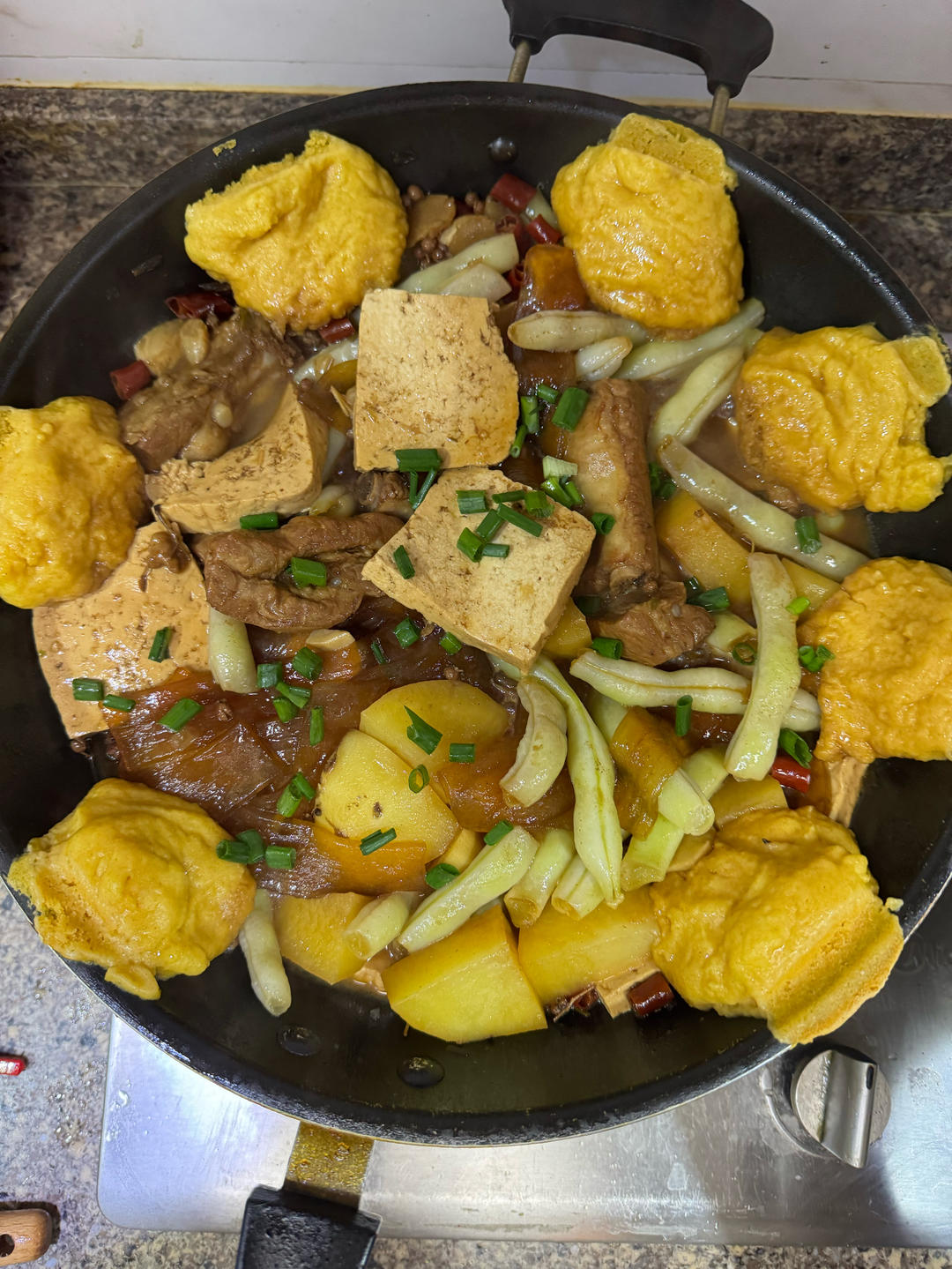 硬菜代表--排骨炖豆角土豆（豆角焖面胚子）