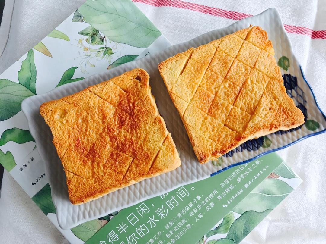 炼乳烤吐司
