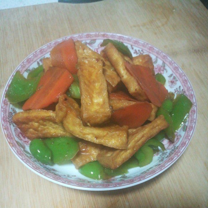 青椒炒豆腐