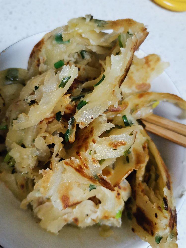 葱油饼（附外酥里嫩的技巧）