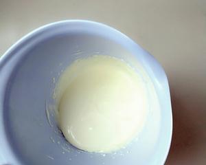 kiri奶油芝士食谱——柠檬冻芝士纸杯蛋糕的做法 步骤4