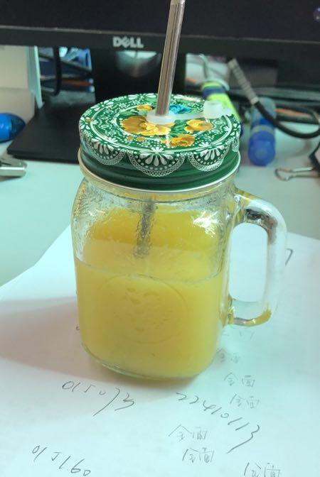 百分百鲜榨橙汁