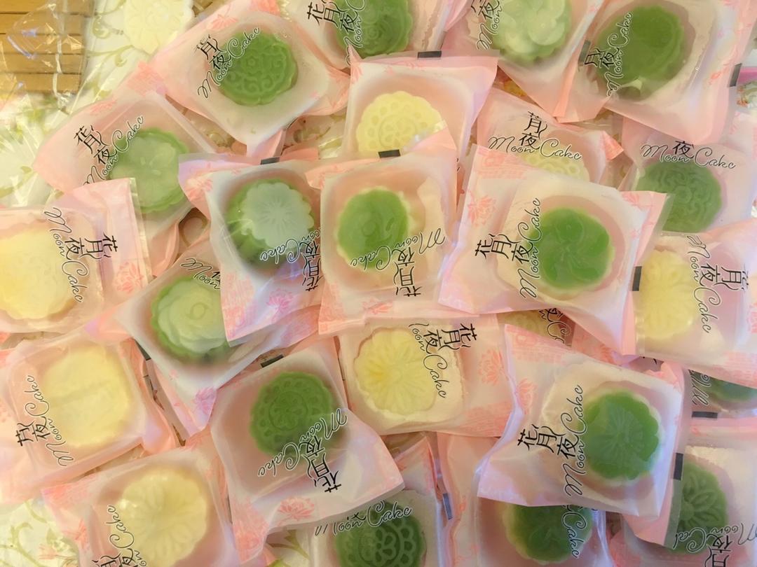 彩色冰皮月饼