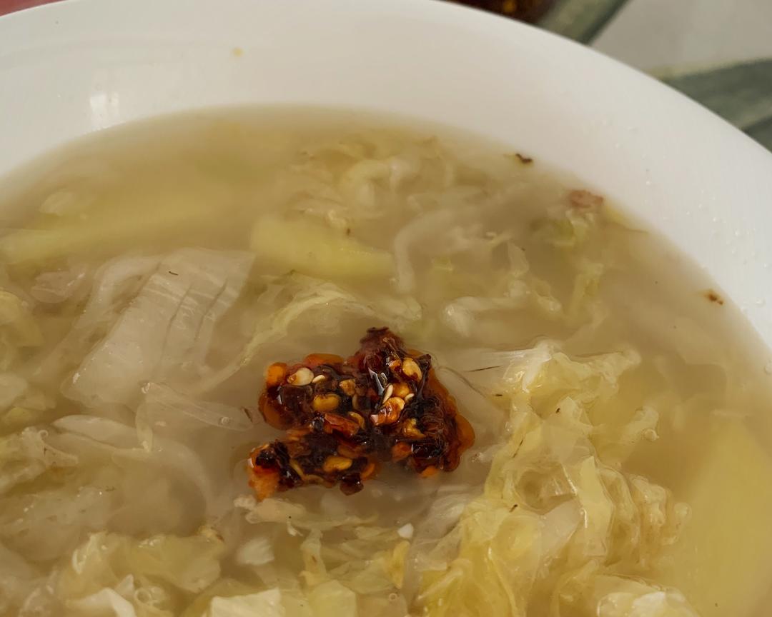 酸菜土豆汤的做法