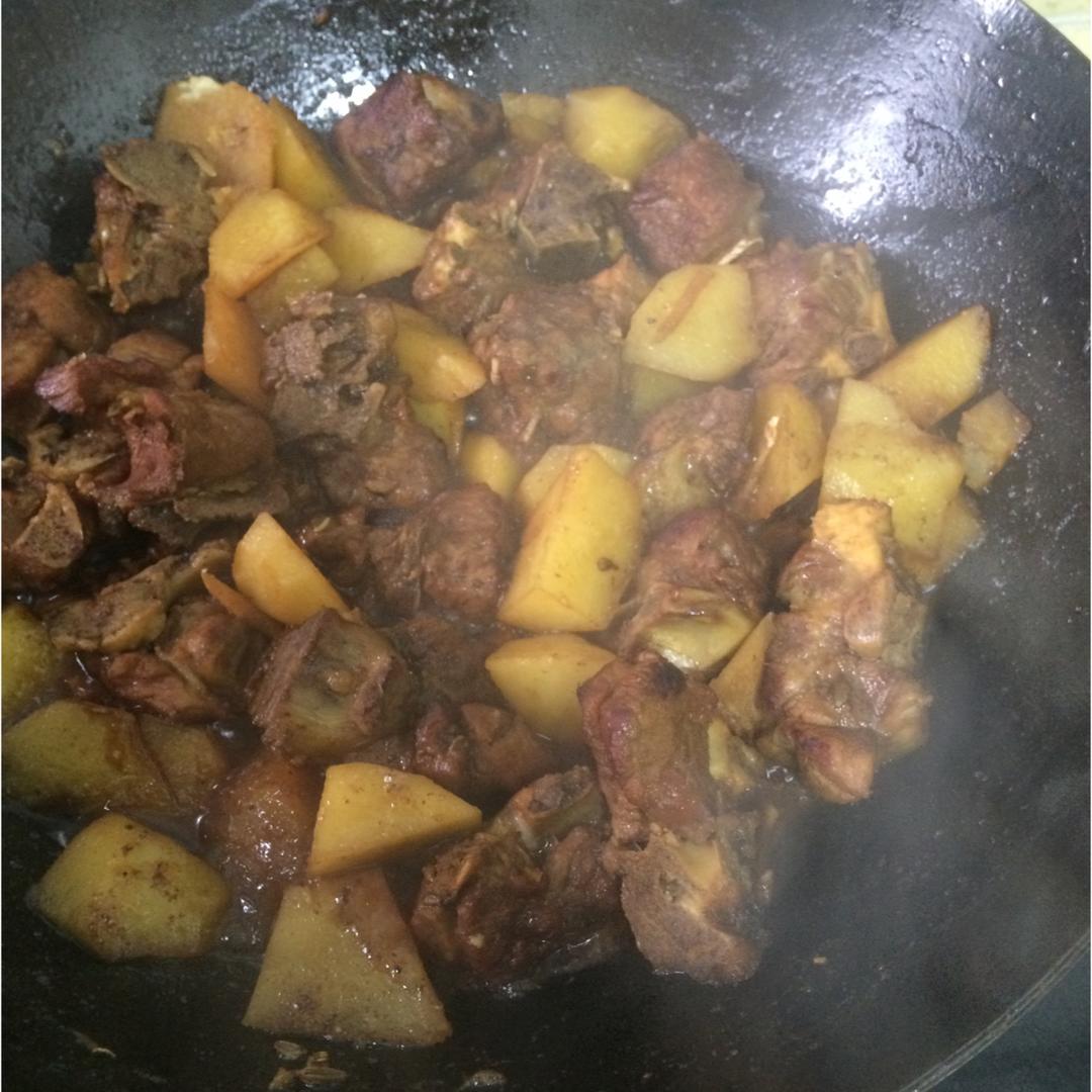 土豆排骨