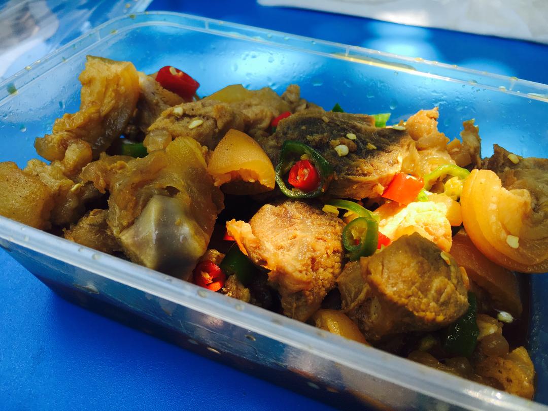 凉拌猪蹄的做法