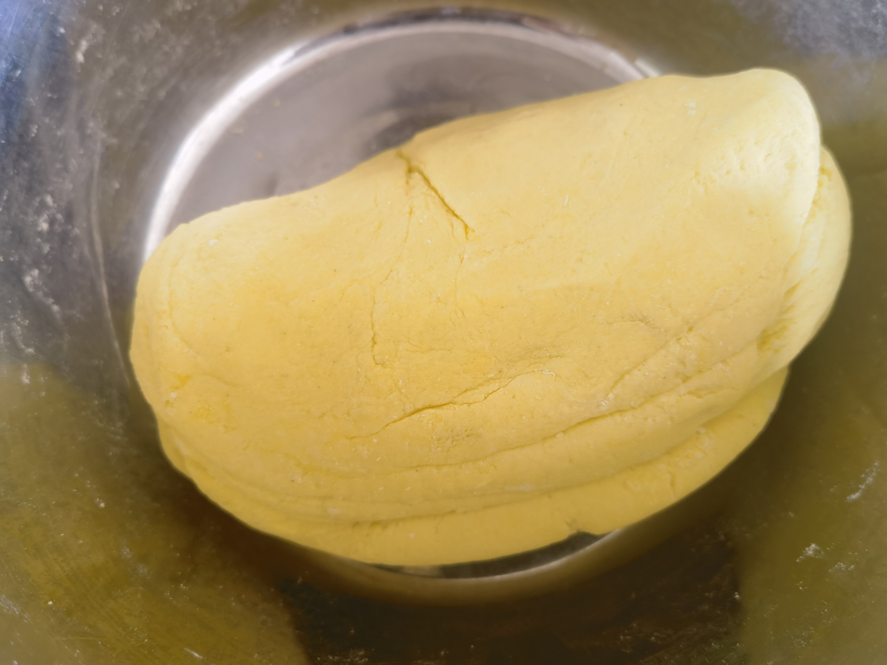 玉米面酸菜蒸饺的做法 步骤1