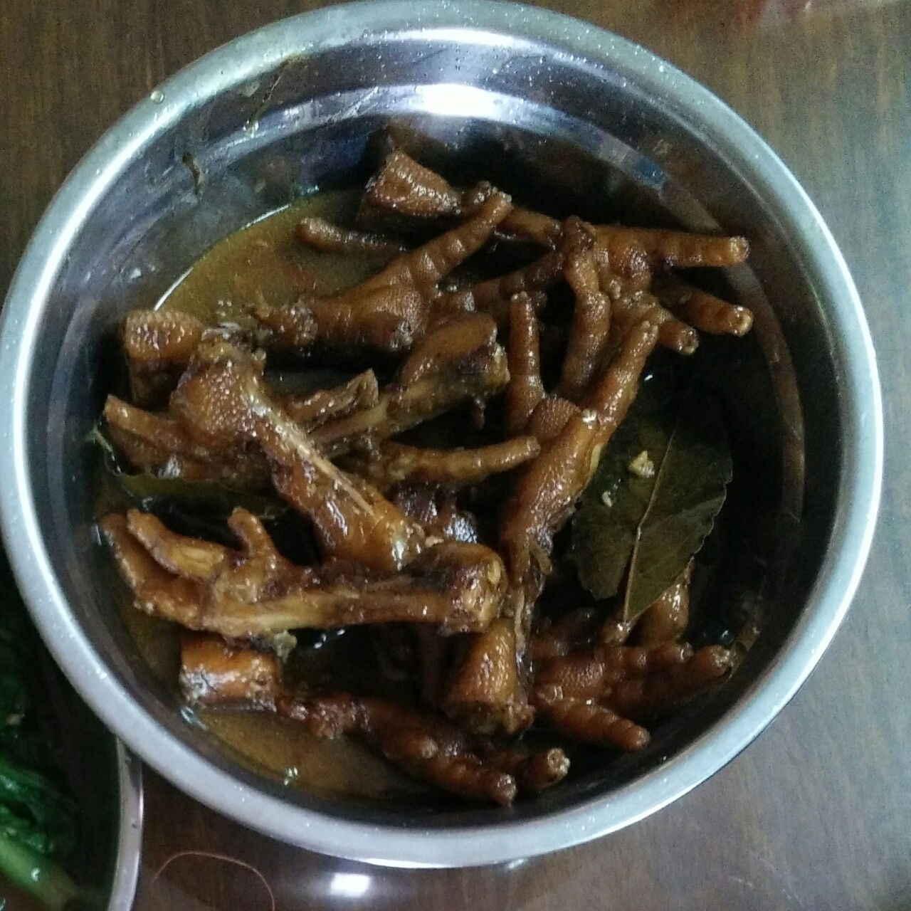 卤鸡脚
