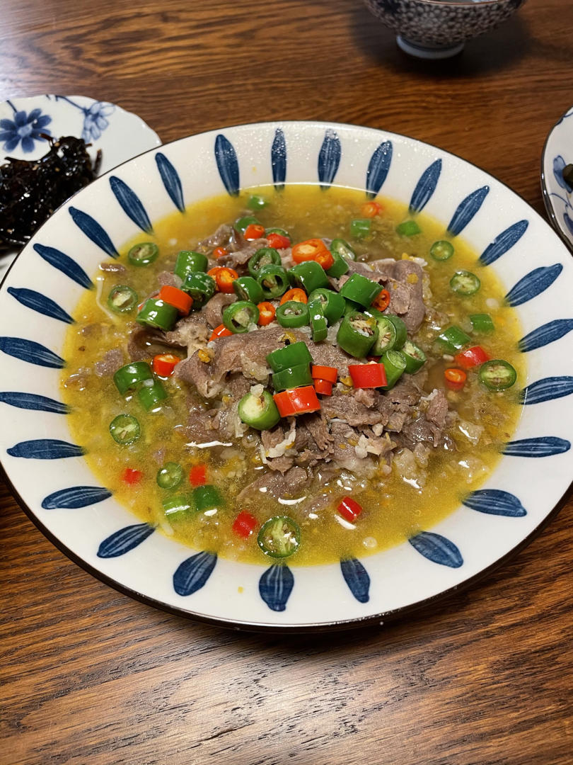 年夜饭必吃的酸汤肥牛