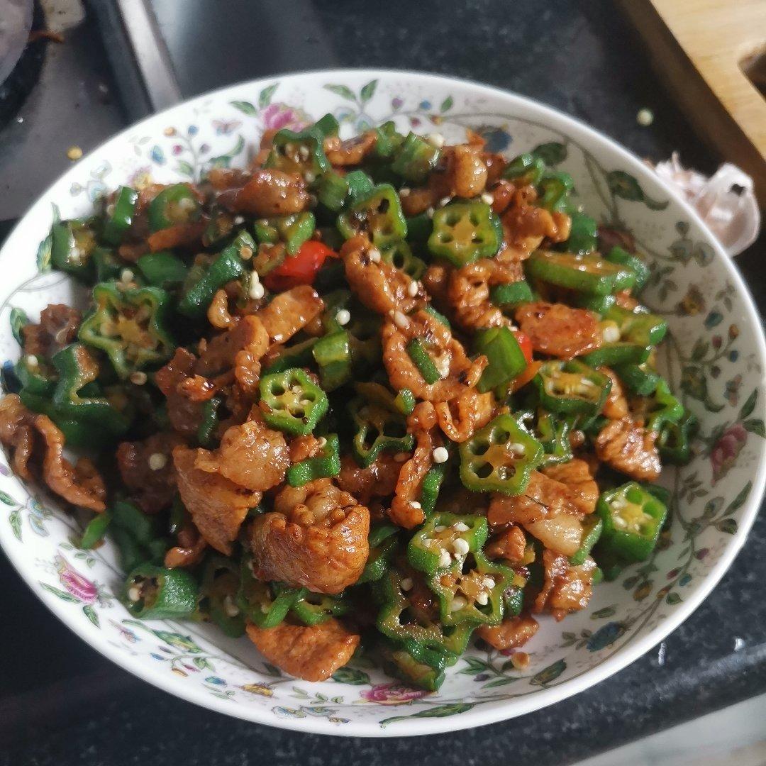 秋葵炒肉(超下饭！)