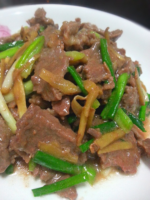 爱丽远做的大葱炒牛肉